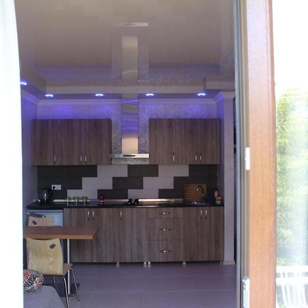 Oldbatumi Apartment Exterior photo